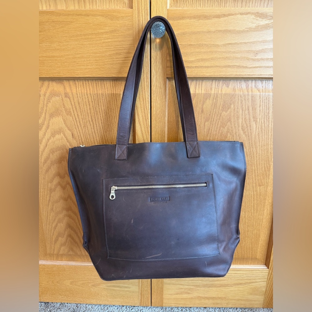Parker Clay Merkato Zip Tote - Rust Brown